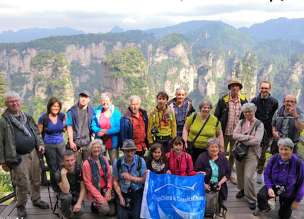 voyageurs au parc Zhangjiajie