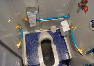 toilette dans le train direct de Hong Kong - Guangzhou