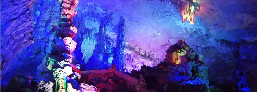 Grotte de la flûte de roseau