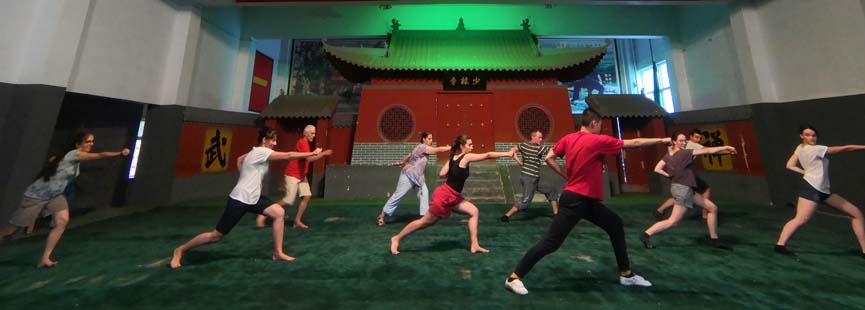 apprendre le kungfu dans le temple de Shaolin