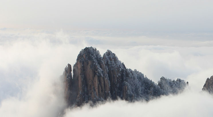 Cloud sea of Mount Huangshan