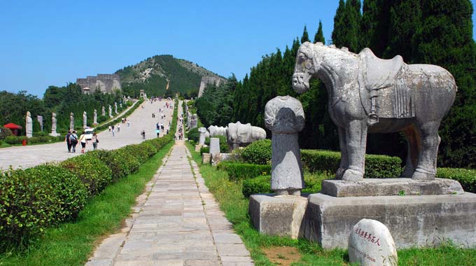 Qian Mausoleum