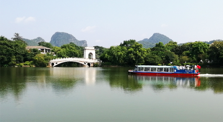 Ronghu Lake