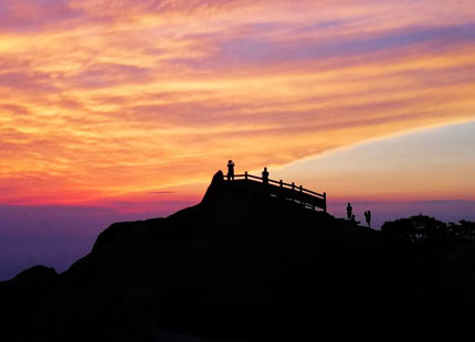 Sunset of Huangshan Mountain