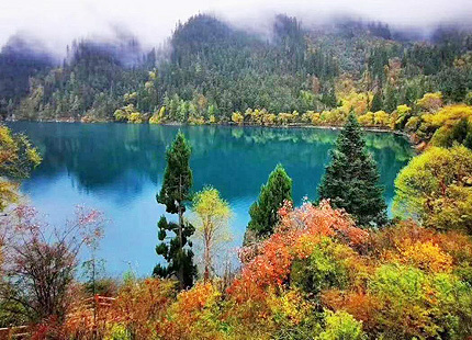 Fairyland of Jiuzhaigou