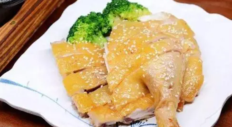 Pollo salado