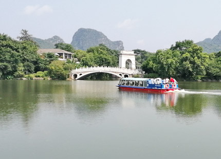 Guilin Lake Cruise