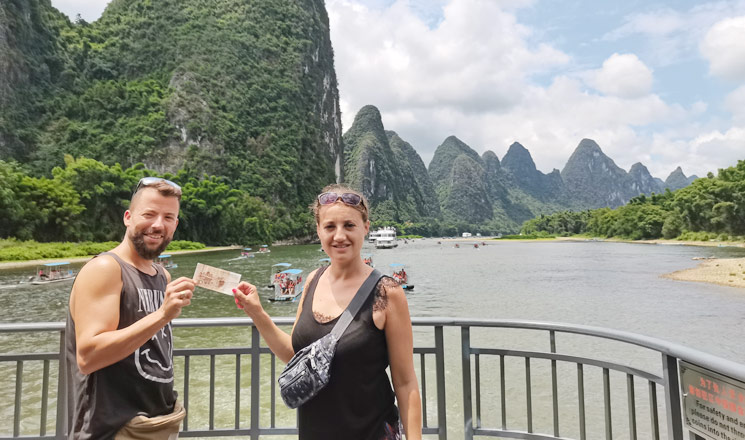 Customer enjoy Li River Cruise