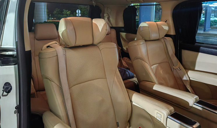 Alphard Seating