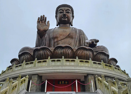 Tian Tan Buddha