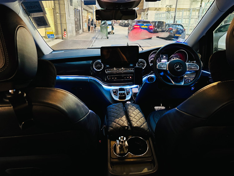 Luxury Ride HK Local
